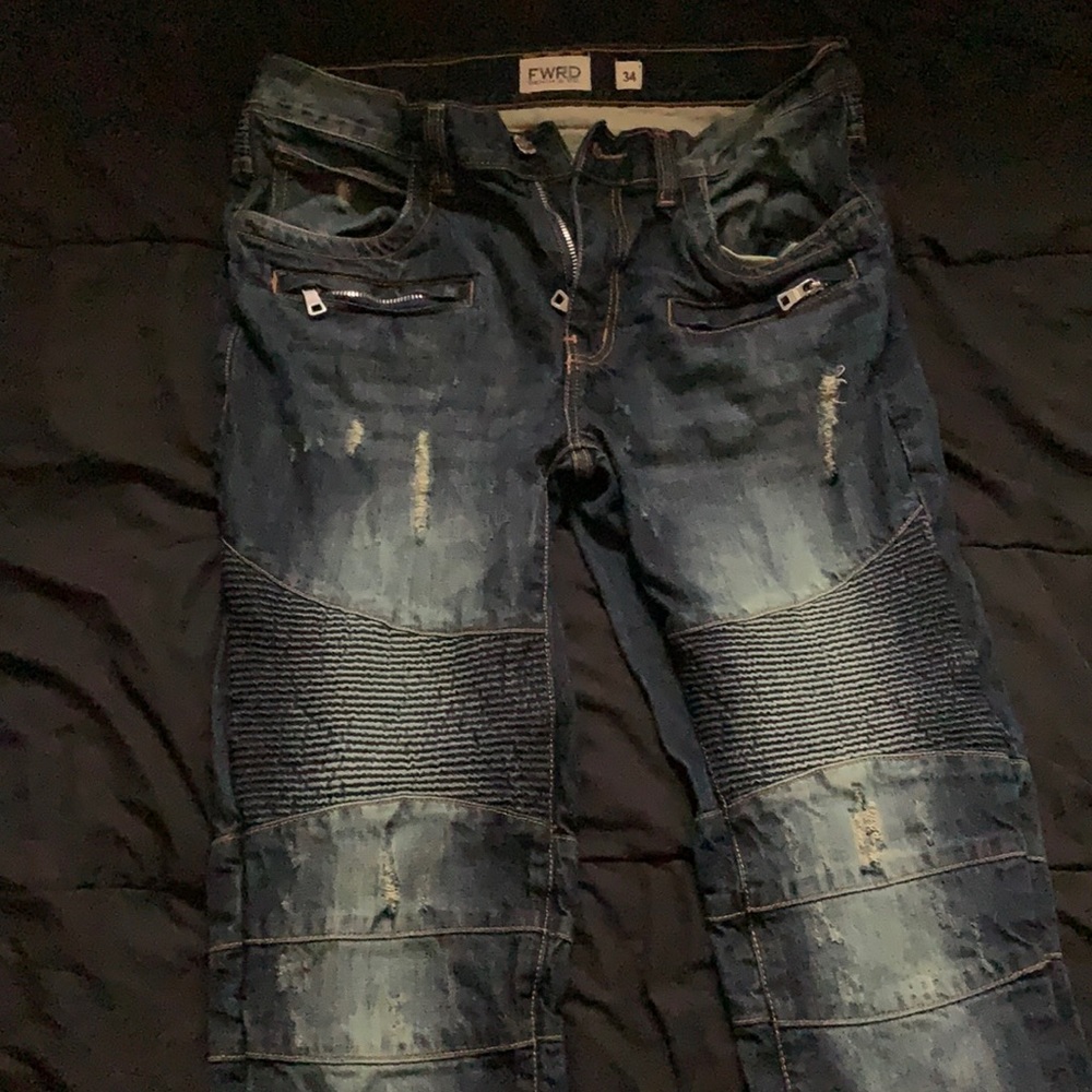 Mens denim jeans - 34 waist. Slim fit